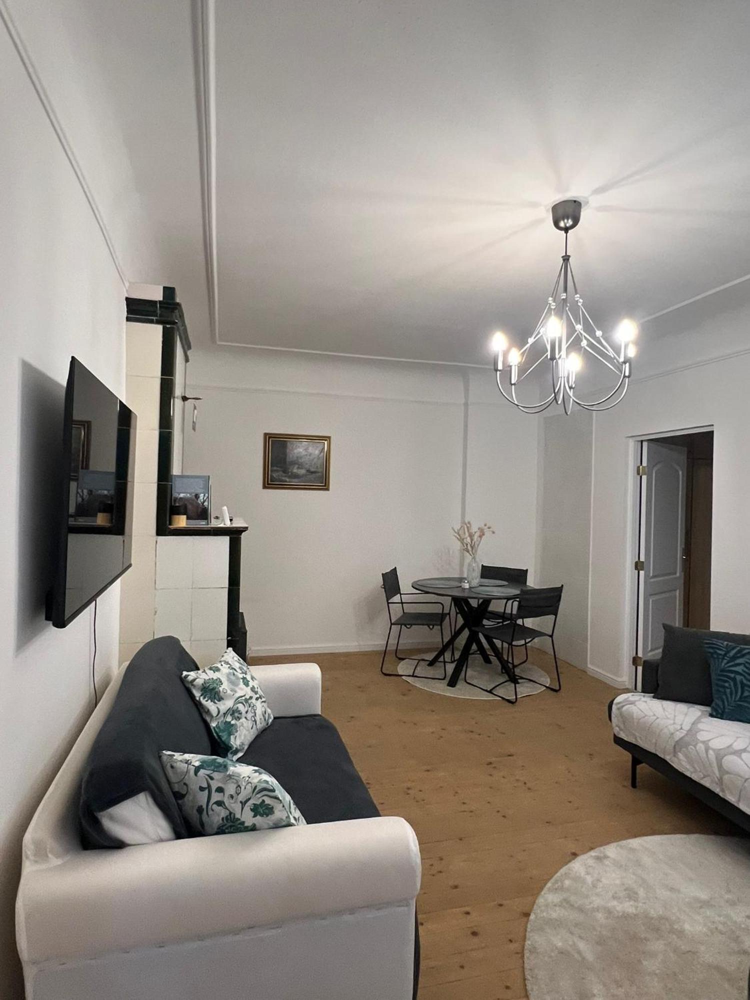Apartment Charming On Eveles Street *